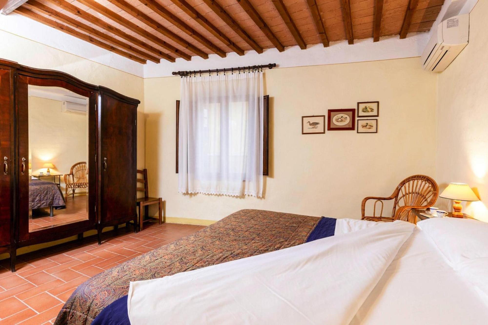 Fattoria Bio Pieve A Salti Montalcino Exterior photo